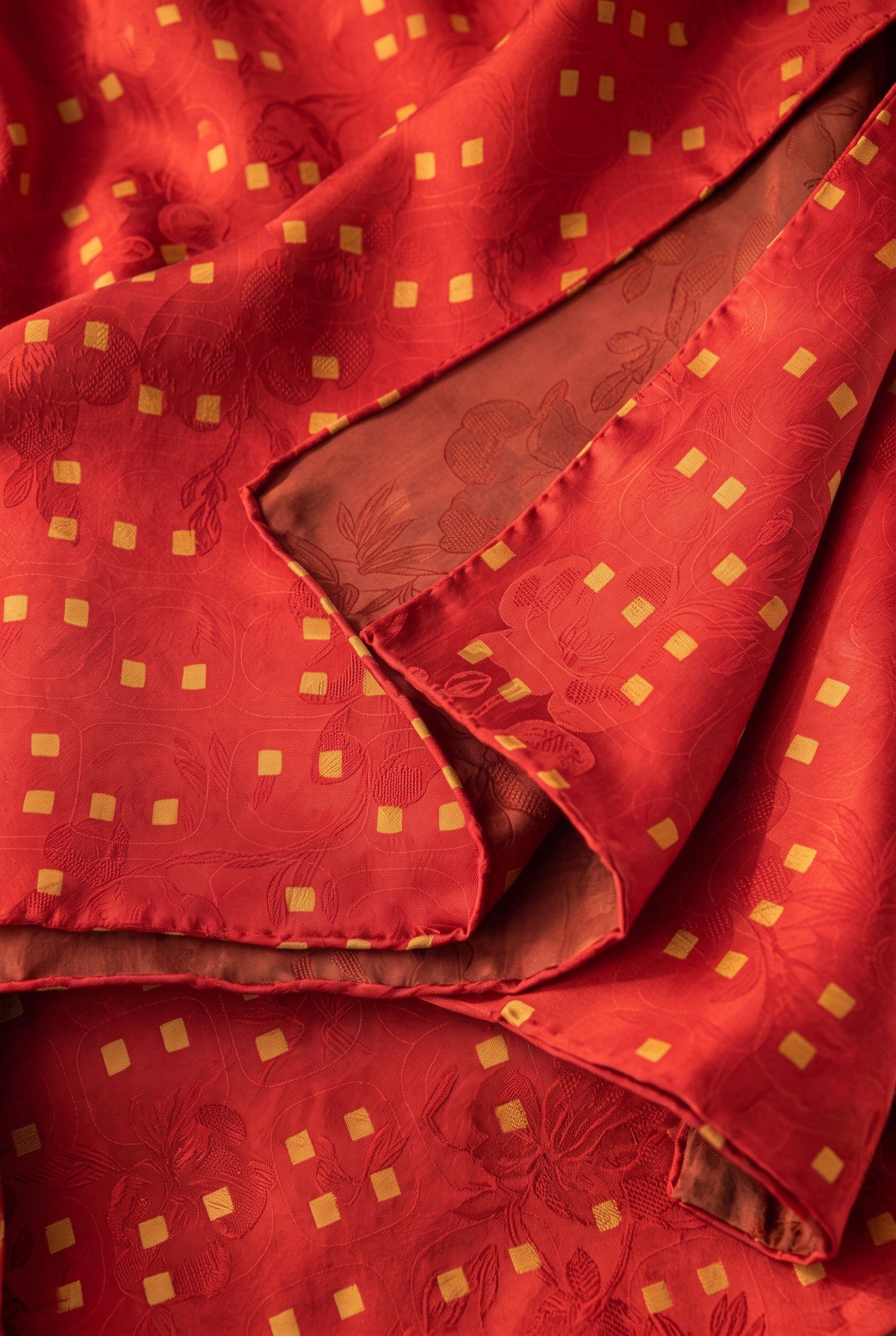 #color_Red