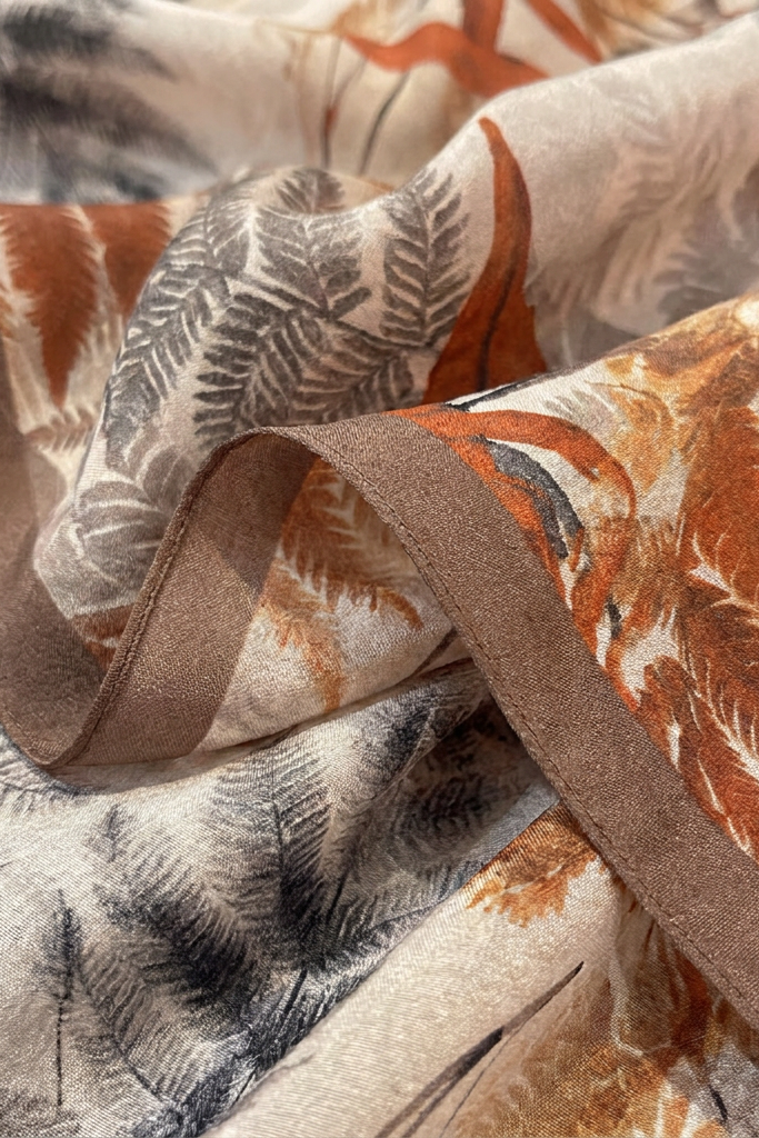 Maple Leaf silk Twill stole