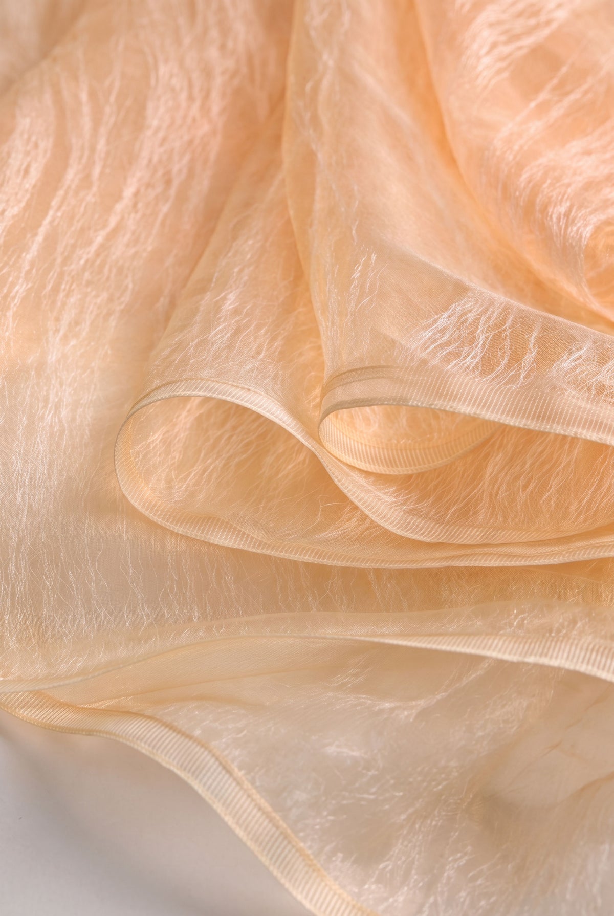 Airy Wrinkled silk Twill stole