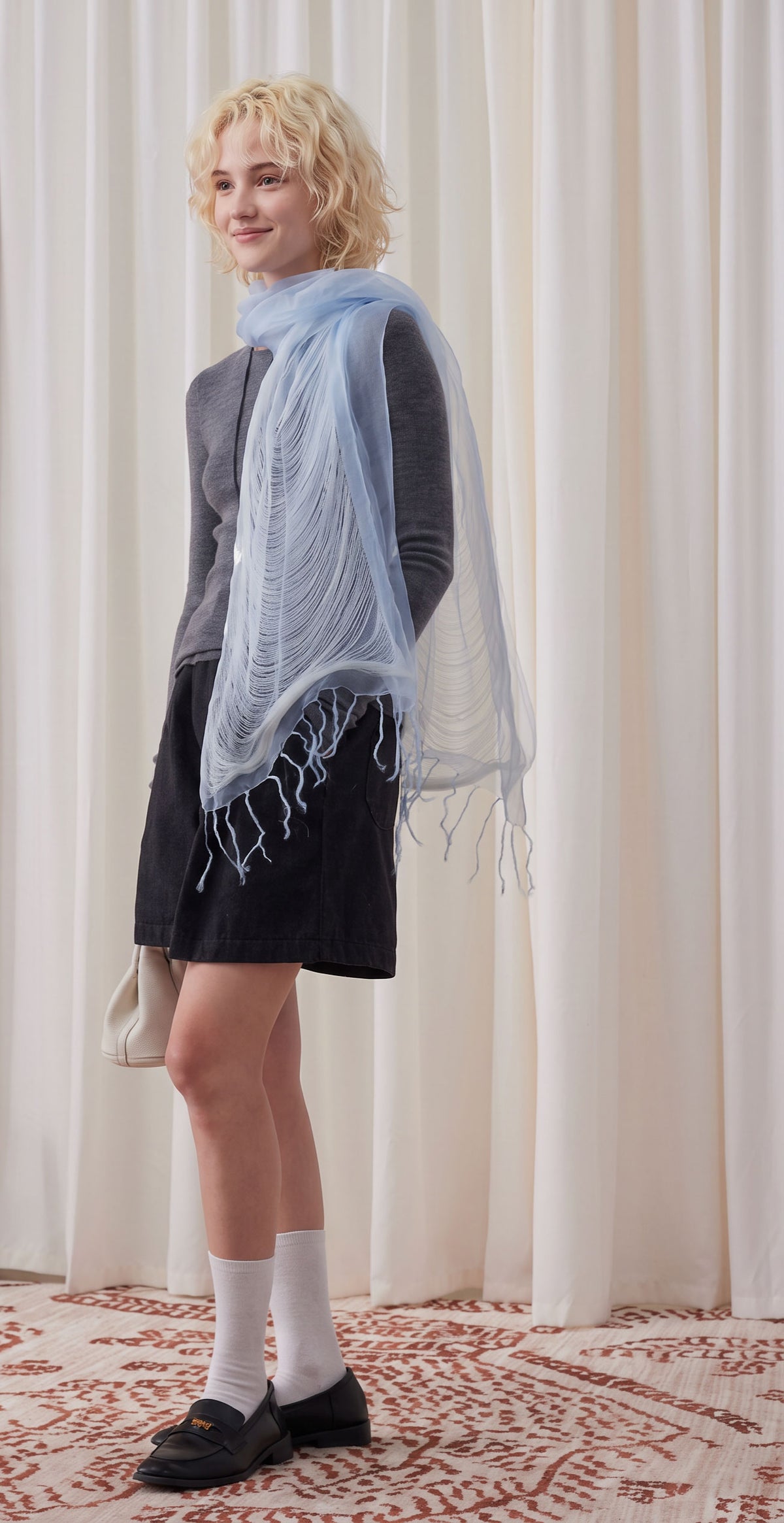 Airy Wrinkled silk Twill stole