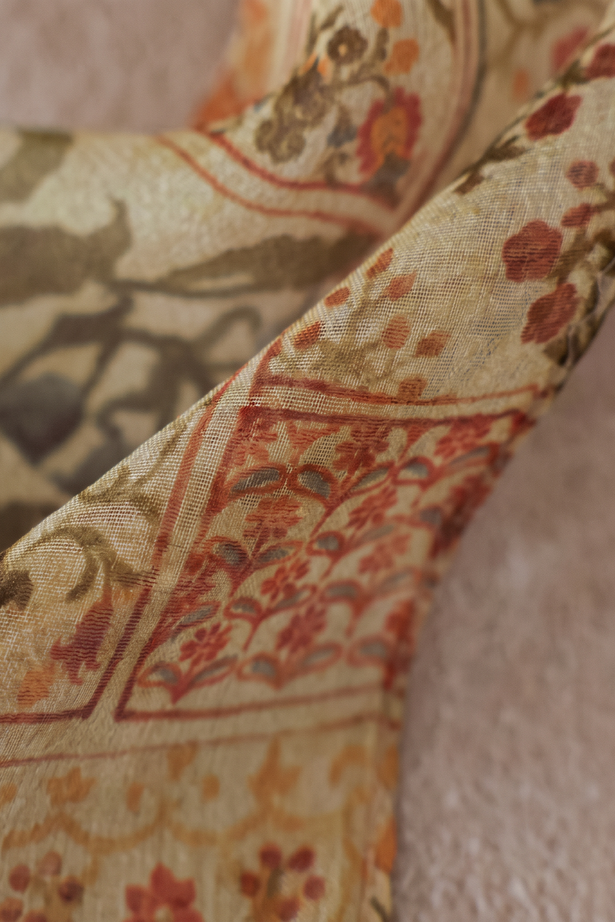 Artistic Persian Florals Silk Stole